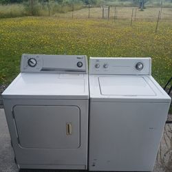 SUPER CAPACITY WHRILPOOL WASHER AND DRYER DELIVERY AVAILABLE 90-DAY WRITTEN WARRANTY 
