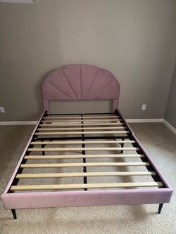 Upholstered Bed Frame with Flower Silhouette Headboard