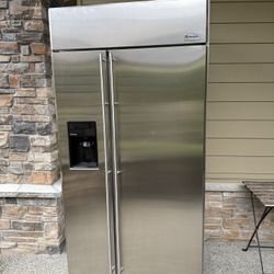 Monogram Refrigerator 