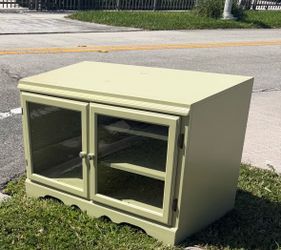 Free cabinet