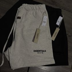 Essentials Shorts