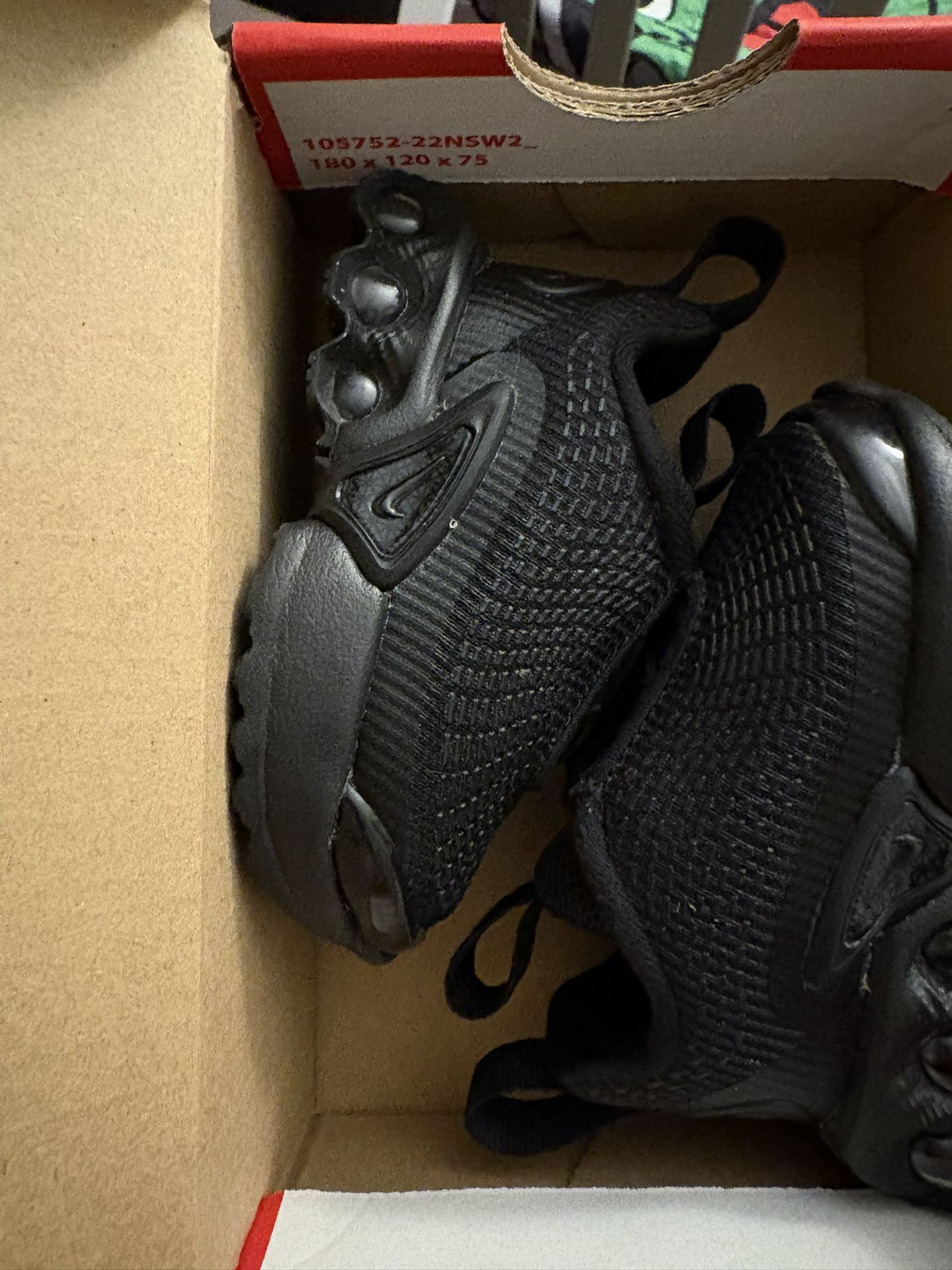 Infant Air maxs Size 3c