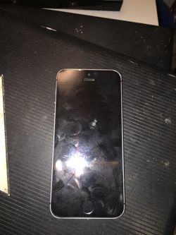 iPhone 5 locked (parts only)