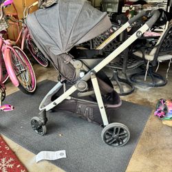 GRACO stroller W Bassinet/ Seat 
