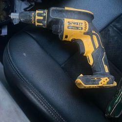 Dewalt