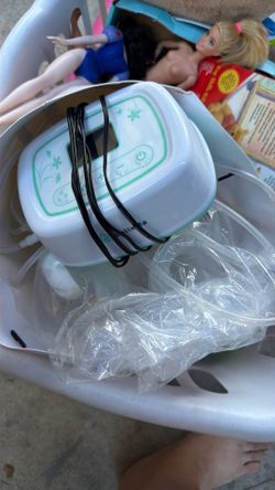 Breast pump