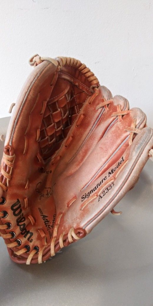 Wilson Leather Signature Model 2331 Baseball Glove