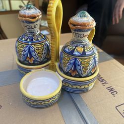 Italian Oil And Vinegar Ceramics