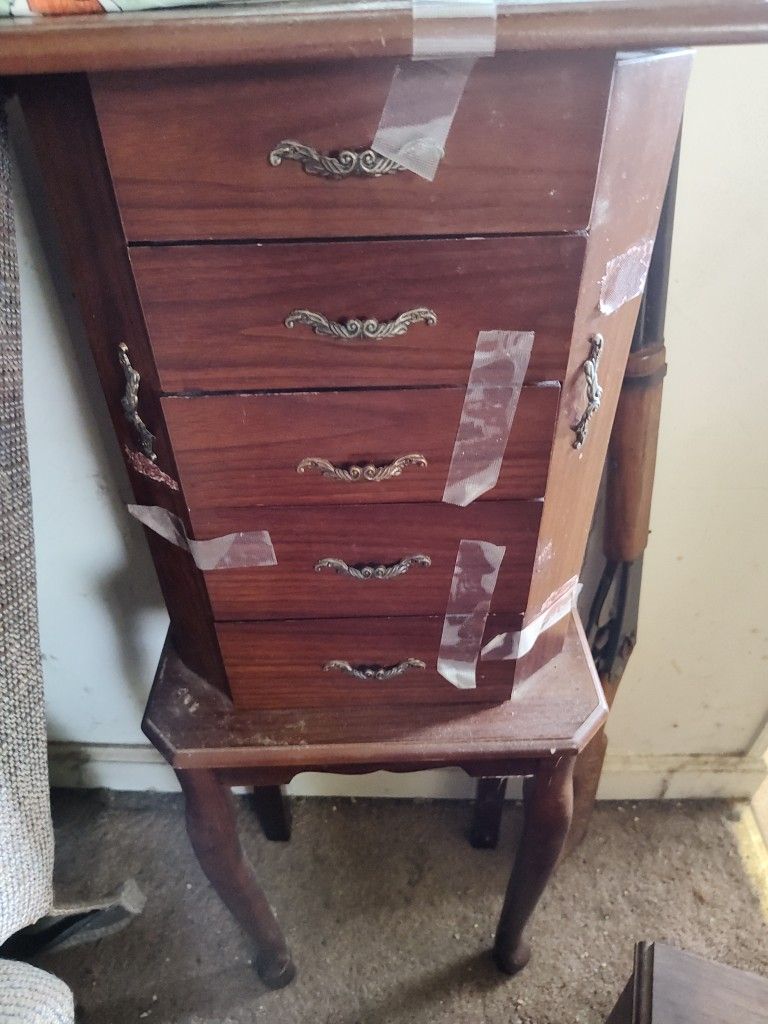 Jewelry N Box Some Stuff Reel , Costume $60.00,All Products : American Fashion Style Bags On Sale