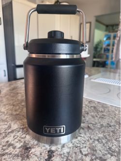 YETI Rambler Jug Black Insulated