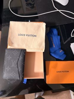 Men’s Louis Vuitton wallet