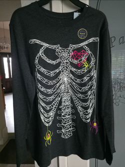 Cat And Jack Glow in the Dark Halloween Skeleton Long Sleeve Shirt