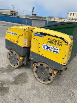 2021 WACKER RTKX-SC3 WALK-BEHIND PADFOOT TRENCH ROLLER (24–33")