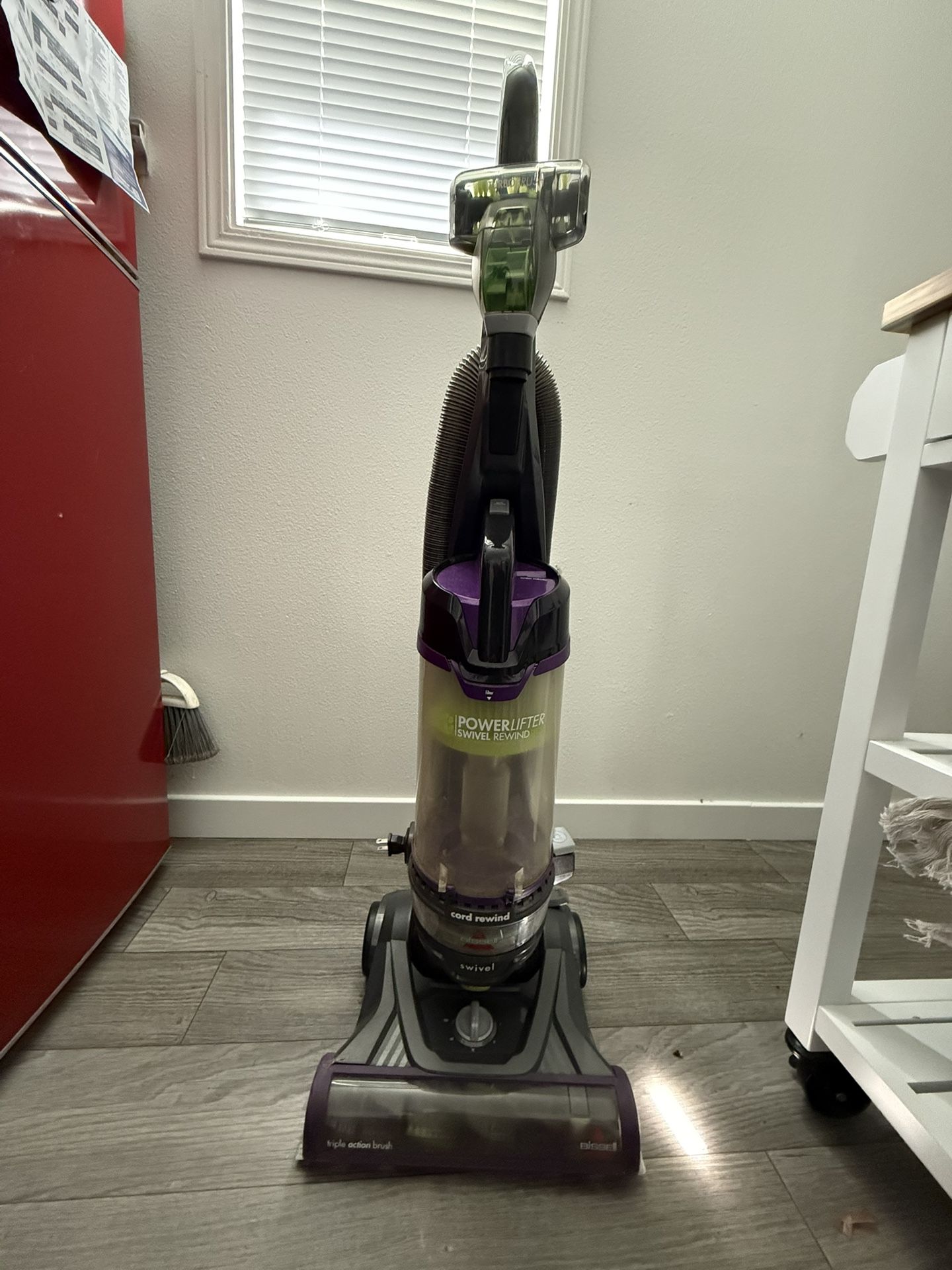 Bissel Cleanview Cord Rewind Vacuum