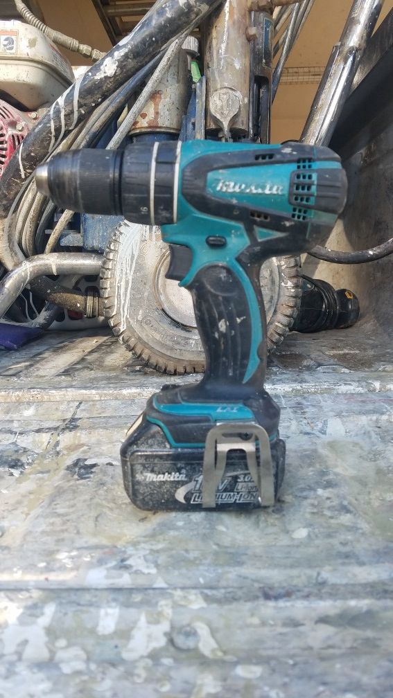 Makita drill with battery
