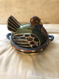 Old Vintage Mexican Tlaquepaque Folk Pottery Hen On Nest Casserole Dish