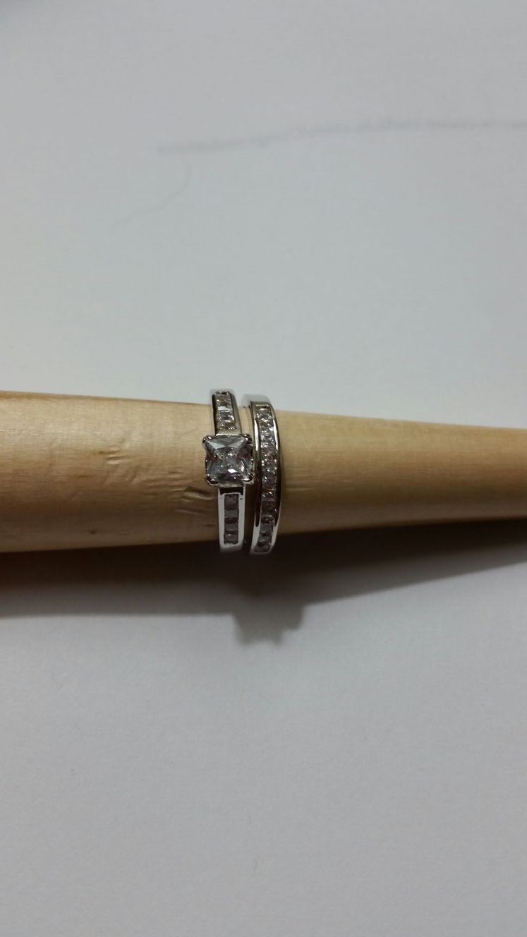 Wedding/Engagement Ring Set
