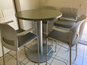 Table W. Chairs