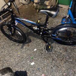 Mountain Bike Medium Size Works Good Blue And Black 