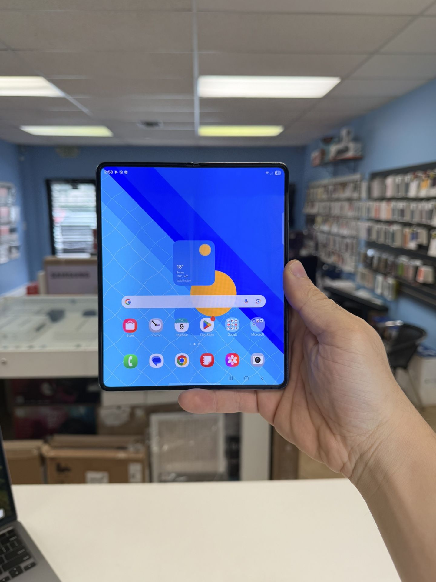Samsung Galaxy Fold Z 4 Unlocked 256GB Excellent Condition