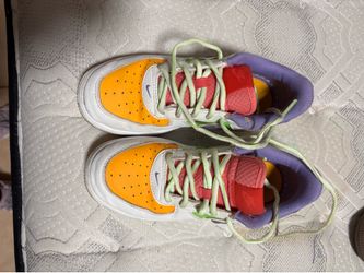 Boys Nike