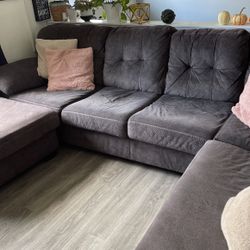 Sectional Couch 