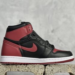 Air Jordan 1 Retro High OG 'Banned'