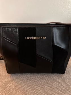 Small handbag. Cartera negra.