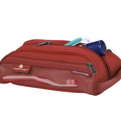 Eagle Creek Quick Trip Toiletry Bag $15  NEW 