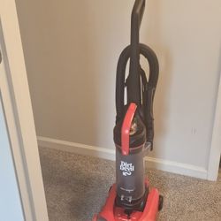 Dirt Devil Multi Surface+ Upright( UD76200V)