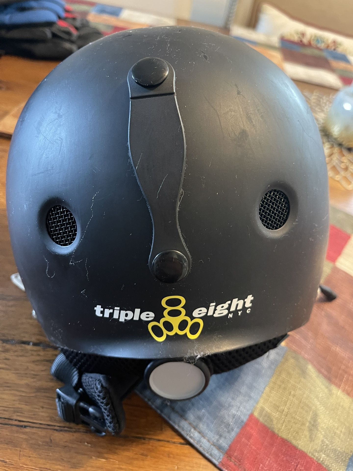 Triple Eight ski Snowboard Helmet with speakers has headphone. Jack included size small medium.