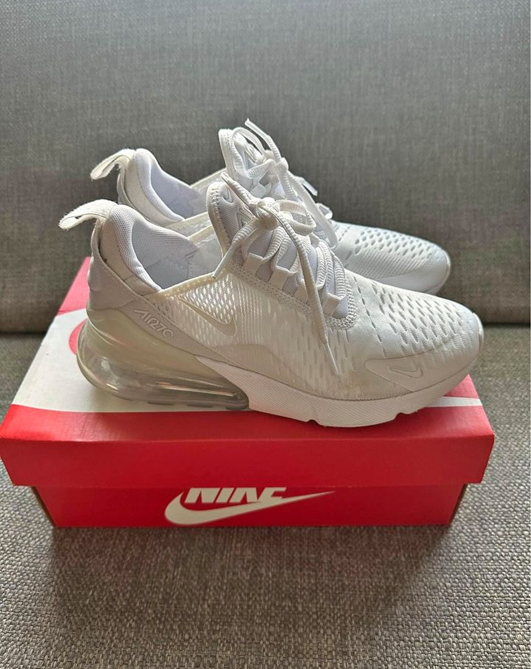 Nike Air Max 270 size 5.5Y