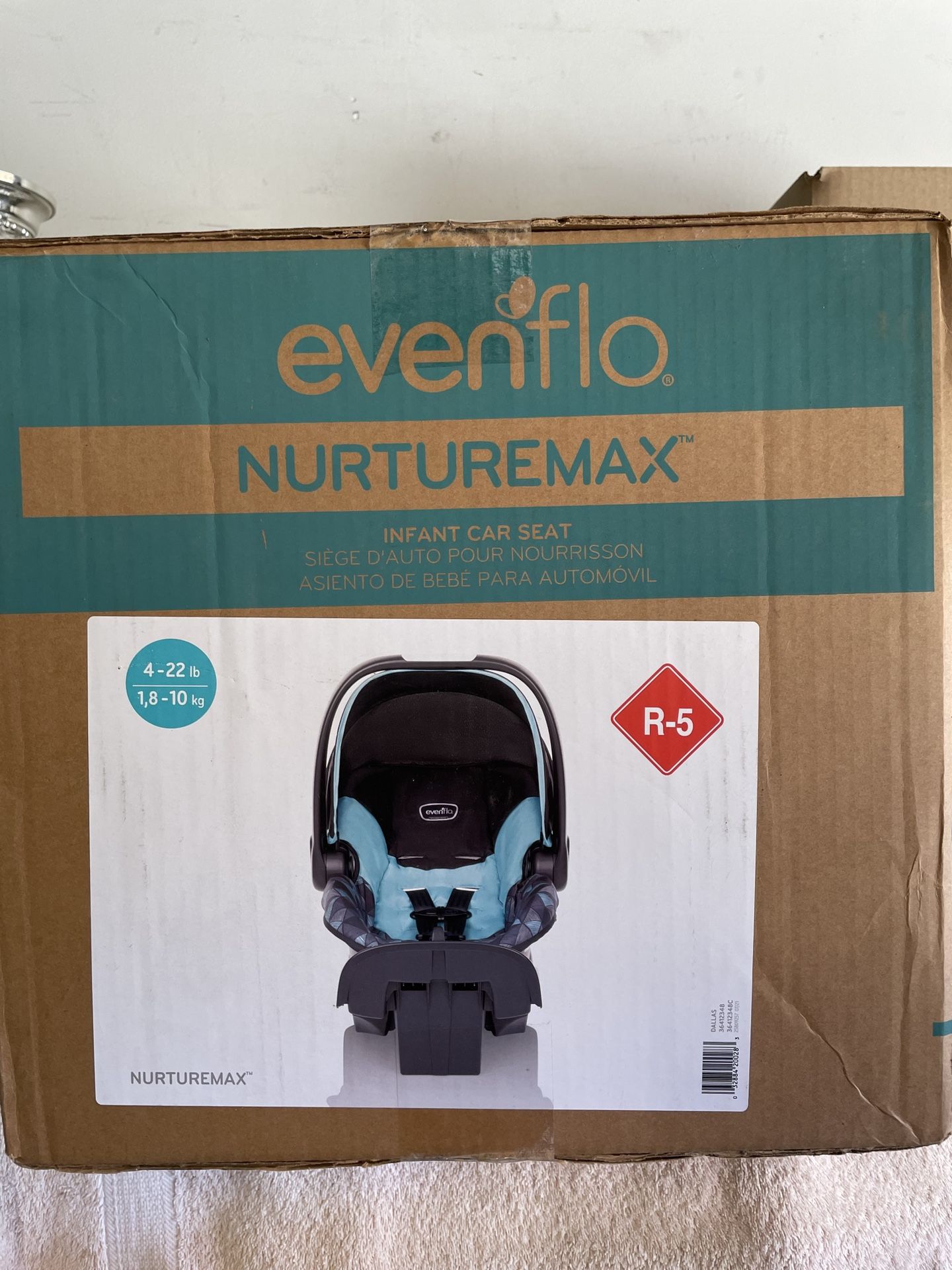 Evenflo Car seat NEW