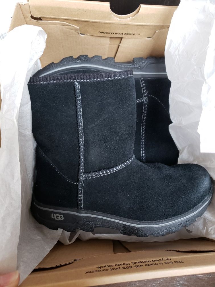 Uggs youth size 13