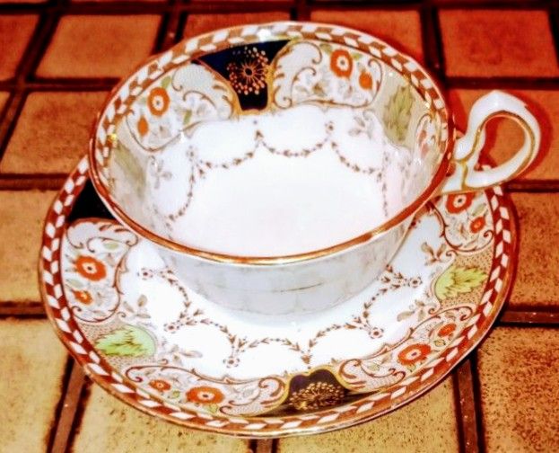 Royal Stafford  'Tartan Pattern' Vintage Hand Painted Gilt Fine Bone China 'Made In England' Beautiful 1 Tea Cup & Saucer, No Chips Or Cracks 