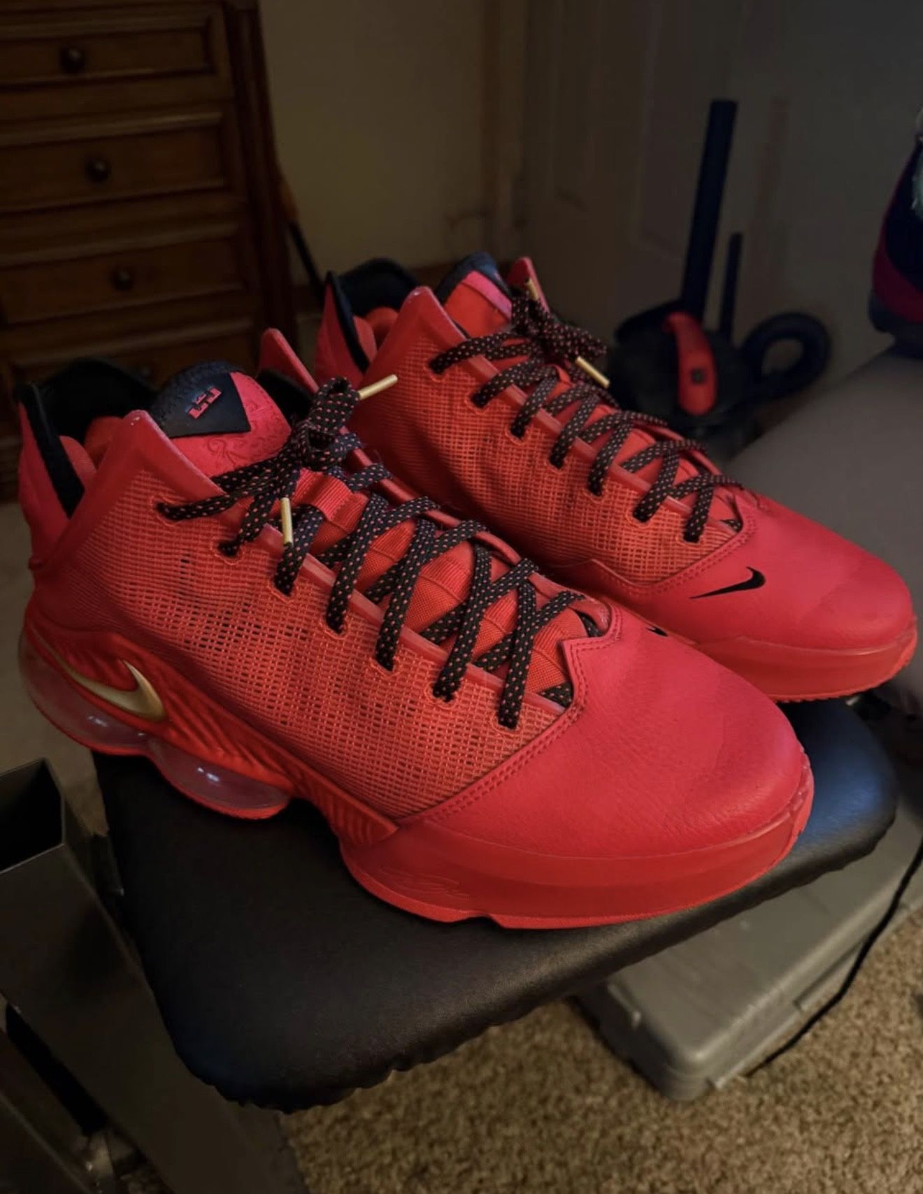 Nike Lebron 19 Low Size 13