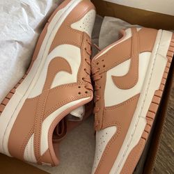 Nike Dunk Low
