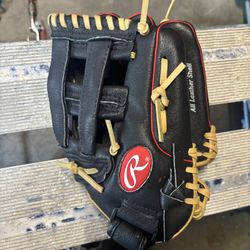Rawlings 11.5” Glove