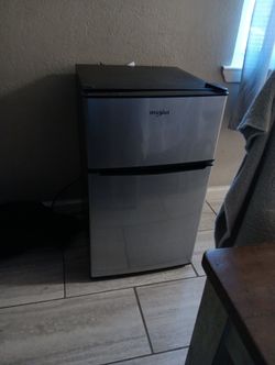 Whirlpool Mini Fridge