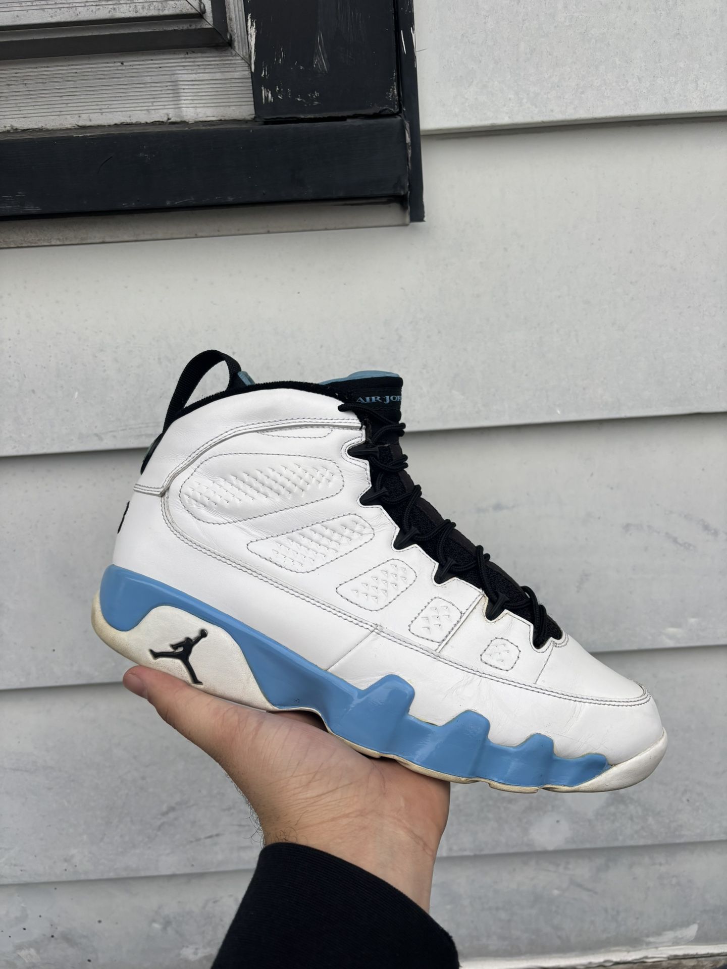 Air Jordan 9 Retro “Powder Blue” Size 11