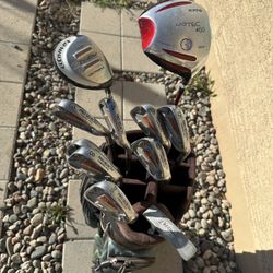 Mens Right Hand Golf Club Set