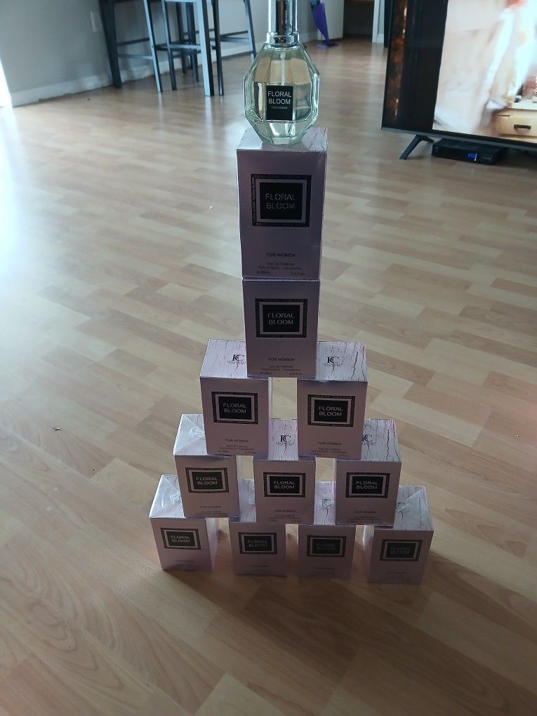 Women Perfumes 