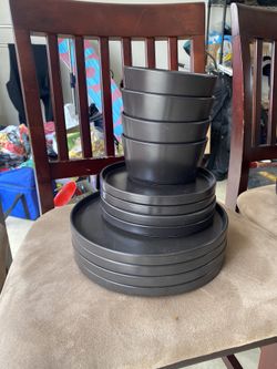 Plates Bowls And Cups Salt/Pepper Grinder