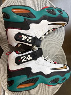 Nike sneakers size 10.5 (see pic)