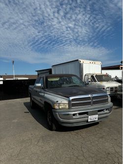 Troka en venta / truck for sale
