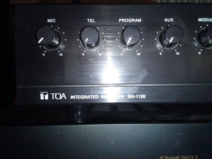 TOA BG 1120 Integrated Amplifier