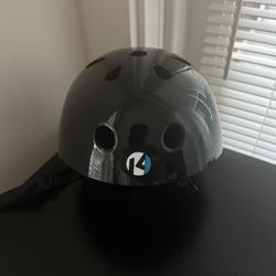 Kryptonics Starter Skateboard Helmet