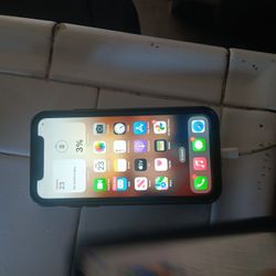 IPHONE XR USED