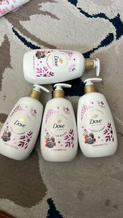 Dove Limited Edition Holiday Treats Liquid Hand Wash For Deep Nourishment Winter Berry ,12 FL OZ