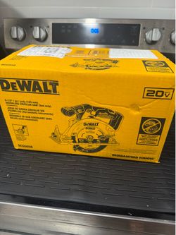 Dewalt 20-volt circular saw